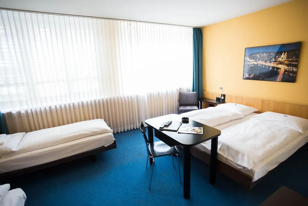 X-Tra Hotel Zurich