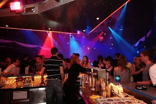 ***  X-Tra Hotel Zürih İsviçre